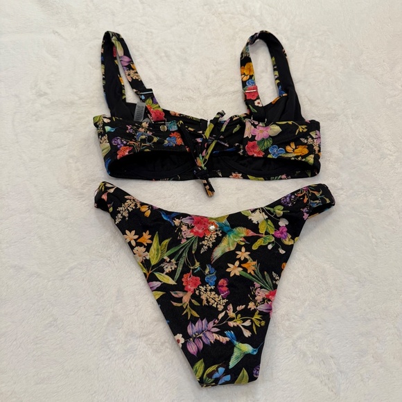 New! Victoria’s Secret Birds of Paradise Bikini Set 45609 - Picture 6 of 11